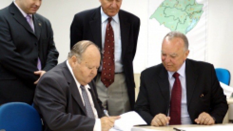 Nesta segunda-feira (27), a Universidade Estadual do Rio Grande do Sul  (Uergs) recebeu delegação da República Tcheca, composta pelo reitor e vice-reitor da Universidade Tcheca de Ciências da Vida de Praga, Jan Hron e Pavel Kovár; o diretor do Institute