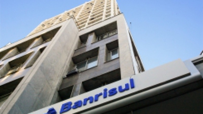 As ações do Banrisul alcançaram o terceiro melhor rendimento em 2009 do setor bancário da América Latina e dos Estados Unidos, de acordo com estudo divulgado pela consultoria Economática, de São Paulo. Os papéis do banco registraram uma alta de 277,7% no