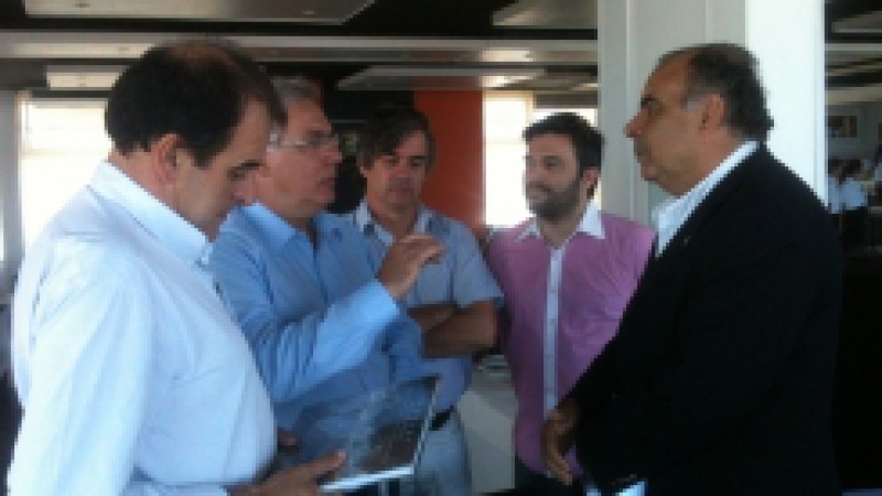 A consolidação de projetos turísticos e econômicos, como a hidrovia comum através da Lagoa Mirim, que poderá escoar a produção de grãos, calcáreo e o minério de ferro do Uruguai ao Porto de Rio Grande, foram alguns dos temas consolidados na missão do