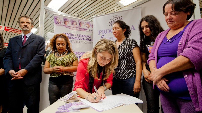 PORTO ALEGRE, RS, BRASIL, 07.05.14: Inauguração do posto de atentimento para mulheres vítimas de violência no TudoFácil do centro de Porto Alegre. Foto: Gustavo Gargioni/Especial Palácio Piratini