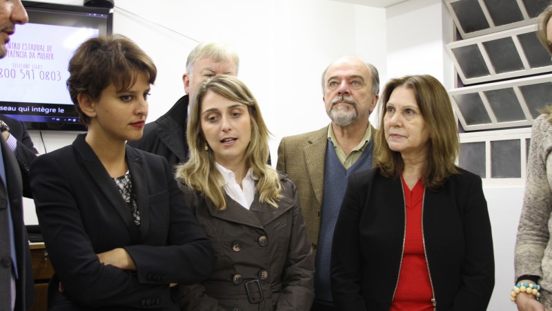 Ministra francesa (e) ouviu relatos dos secretários gaúchos sobre a atenção às mulheres no Estado