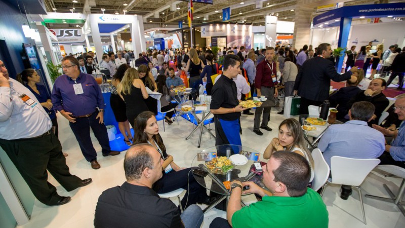 Empresários conhecem logística gaúcha de portos na Intermodal