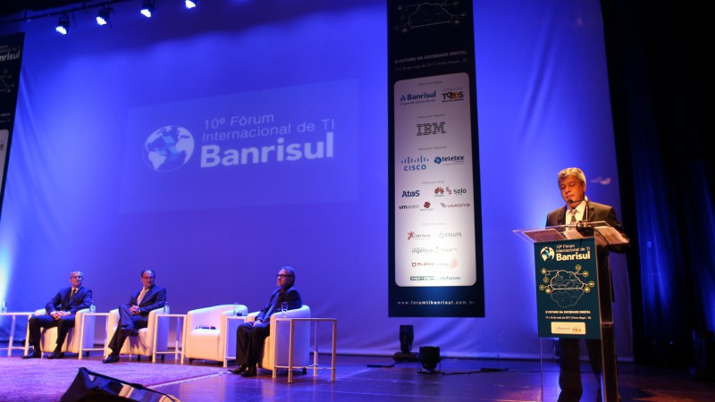 O futuro da sociedade digital já começou no Fórum de TI Banrisul