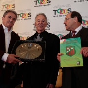 PORTO ALEGRE, RS, BRASIL 21.05.2018: Para valorizar o esporte e o pioneirismo gaúcho no futebol, o governador José Ivo Sartori homenageou, nesta segunda-feira (21), durante evento no salão Negrinho do Pastoreio do Palácio Piratini, os clubes gaúchos com m
