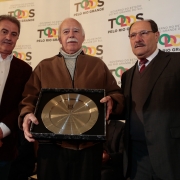 PORTO ALEGRE, RS, BRASIL 21.05.2018: Para valorizar o esporte e o pioneirismo gaúcho no futebol, o governador José Ivo Sartori homenageou, nesta segunda-feira (21), durante evento no salão Negrinho do Pastoreio do Palácio Piratini, os clubes gaúchos com m