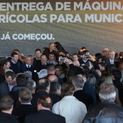 ESTEIO, RS, BRASIL 08.06.2018: Com a presença do Ministro-Chefe da Casa Civil, Eliseu Padilha, e do Ministro-Chefe da Secretaria de Governo, Carlos Marun, o governador, José Ivo Sartori, participou, na tarde desta sexta-feira (8), em frente ao Pavilhão In