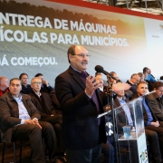 ESTEIO, RS, BRASIL 08.06.2018: Com a presença do Ministro-Chefe da Casa Civil, Eliseu Padilha, e do Ministro-Chefe da Secretaria de Governo, Carlos Marun, o governador, José Ivo Sartori, participou, na tarde desta sexta-feira (8), em frente ao Pavilhão In
