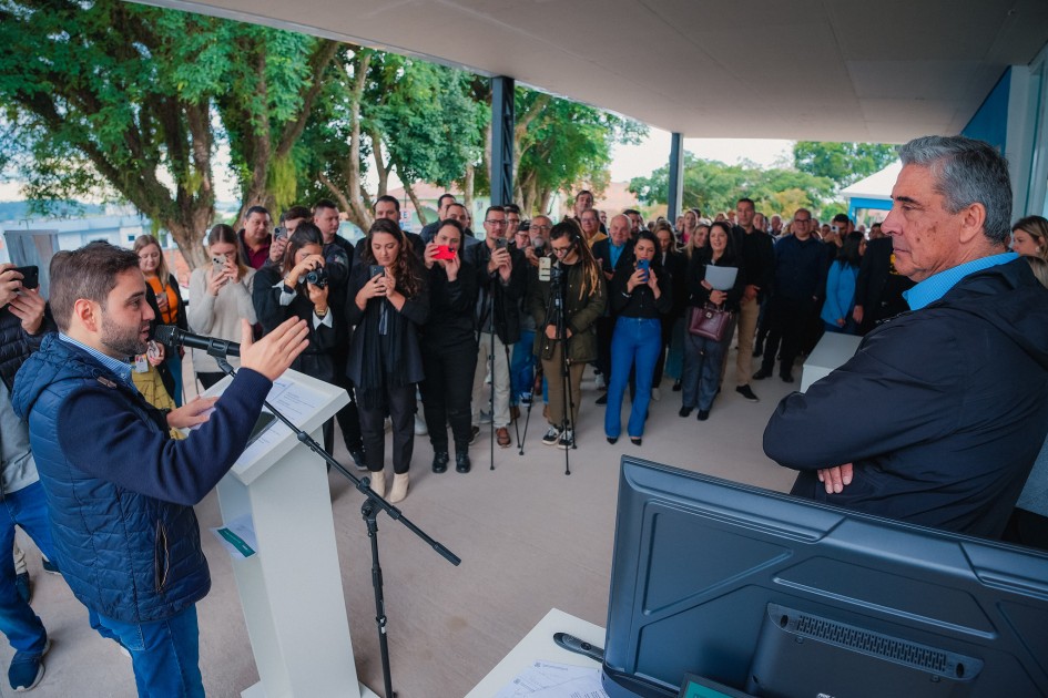 “Essas melhorias representam um compromisso do governo em ampliar e qualificar os serviços de saúde", disse Gabriel