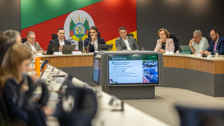 Leite e Zucco avan&ccedil;am na transi&ccedil;&atilde;o de governo com apresenta&ccedil;&atilde;o sobre o Plano Rio Grande e a Defesa Civil   out26